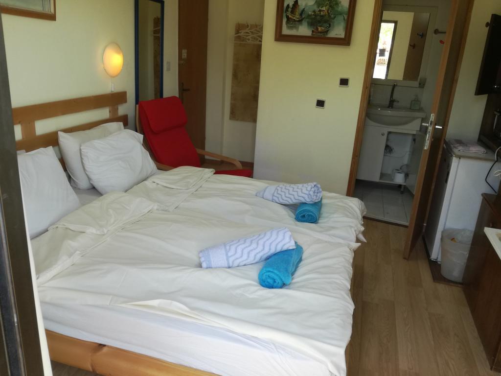 Zimmer Barzilay Арад Екстериор снимка