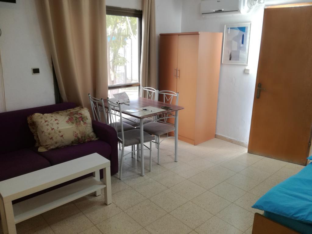 Zimmer Barzilay Арад Екстериор снимка