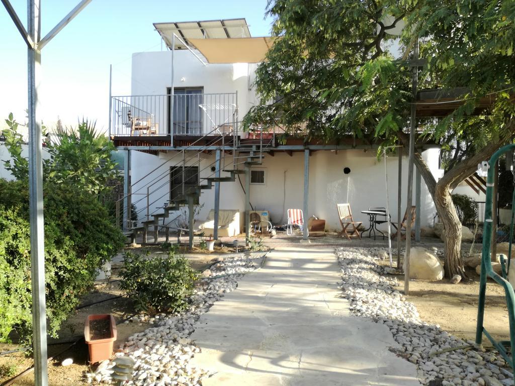 Zimmer Barzilay Арад Екстериор снимка